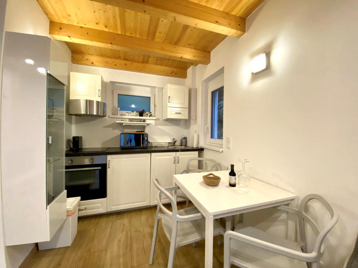 شقة فيينا  في Charming Townhouse Directly By Metro المظهر الخارجي الصورة